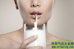 女人吃了这些美美的！女性饮食这些元素不能少
