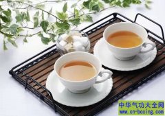 如何解春困？喝茶加运动更有效