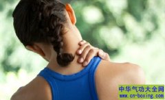 立夏前后当心肩周炎 动一动，走一走可缓解