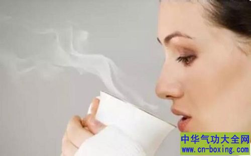 喝热水的十二种意想不到的好处