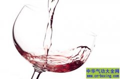 饮用红酒六大健康益处