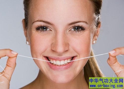 口腔细菌 提高心脏病的风险