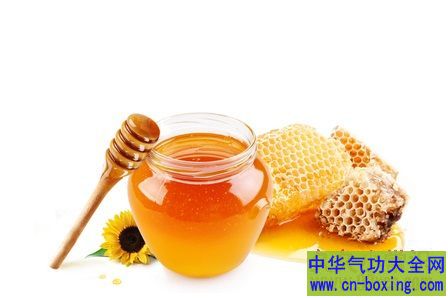喝蜂蜜 止咳效果比咳嗽糖浆好