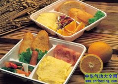 英专家：避免使用微波炉加热剩菜