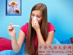 热水冲大椎穴 治疗冬季感冒有奇效