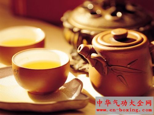 研究称喝茶可降低死亡率_绿茶具有预防痴呆功效