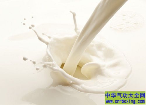 高脂牛奶