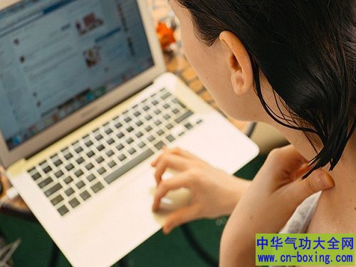 不吹头发等于没洗头？小心加重掉发、头皮屑问题