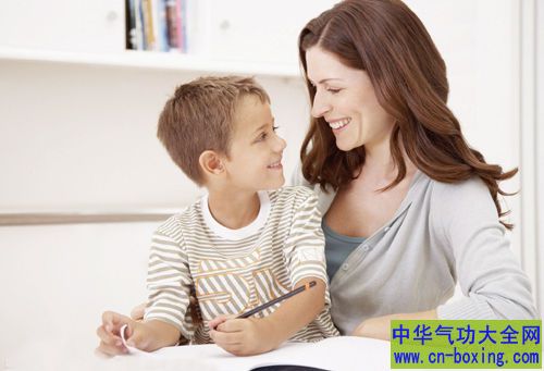 美医学研究:早睡早起令孩子聪慧又健 康