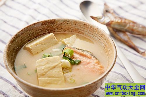 饮食禁忌 家人常年喝这种汤肝肾居然坏了