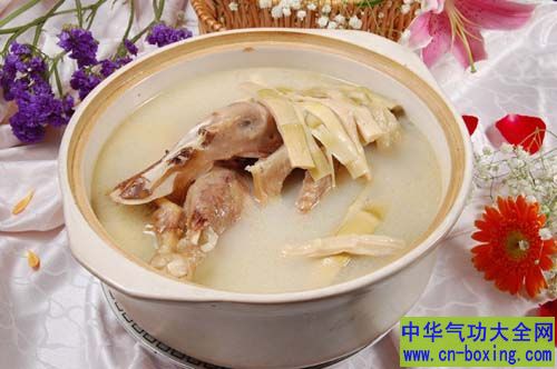 饮食禁忌 家人常年喝这种汤肝肾居然坏了