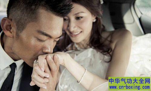 “超级丹”出轨 感情破碎该如何修复