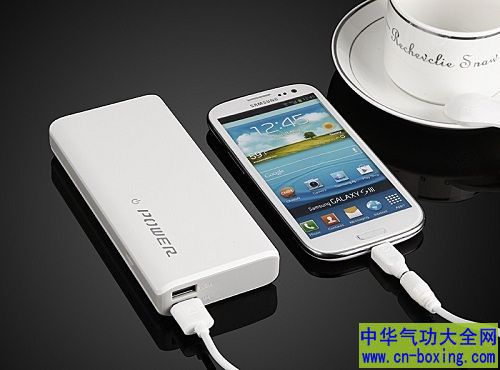 这七种错误充电习惯 会折损你的手机电池