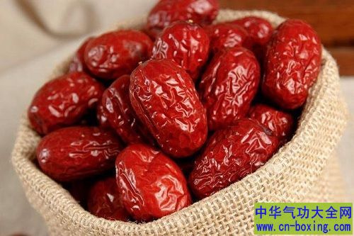 红枣营养价值高 吃红枣必知七大禁忌