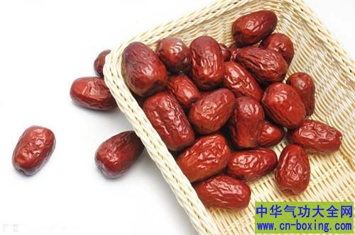 红枣营养价值高 吃红枣必知七大禁忌