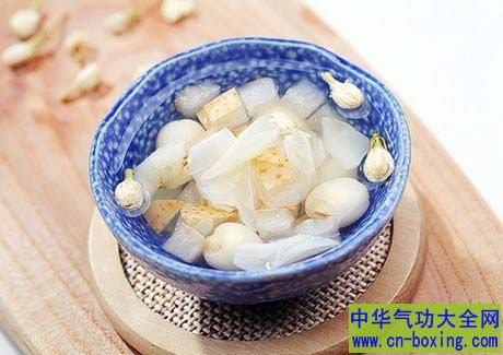 深秋咳嗽润肺必吃这些食物