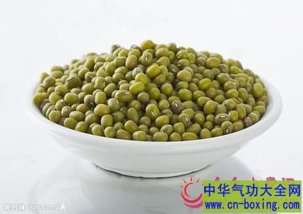 经常看电脑辐射大 9种食物助你抵御辐射侵袭