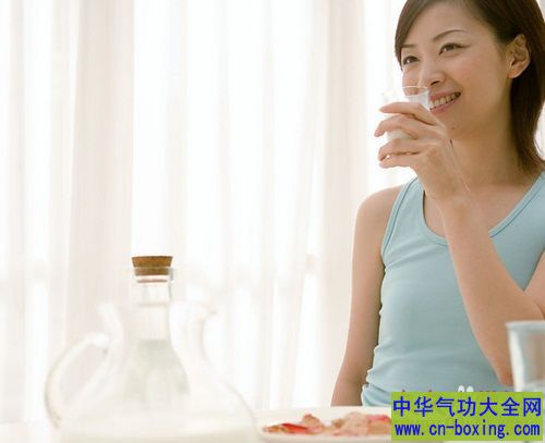 上班族每天也要喝8杯水吗? 真的要这样吗?