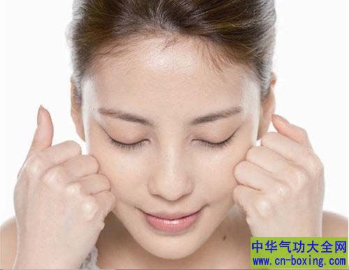 美丽的女人都是这么做 水嫩美白肌肤你值得拥有