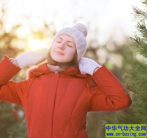 多晒太阳深呼吸 轻松为健康加分
