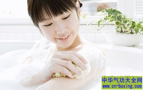 你真的会洗澡吗？别再犯这5个错误