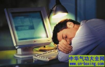 上班族长期对着电脑要注意的7个问题