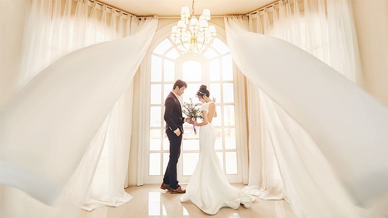 人中不明显的人婚姻运势如何？人中短浅的寿命