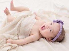 单眼皮小孩非常的淘气？性格如何？