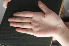 手纹财运线在哪一个地方？