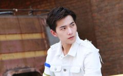 男人额头和脸颊长痣是福气痣吗？