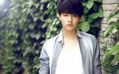 男人耳窝长痣好不好？代表什么？