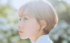 女人耳朵上长痣面相图解，女人耳朵长痣漏财吗