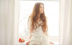 女人脖子左侧长痣面相图解