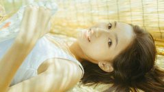 女人额头长痣面相图解