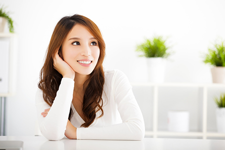 下巴有痣的女人事业好吗