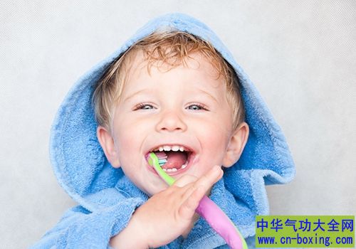 选牙膏不可不知的事 这样的牙膏别用了