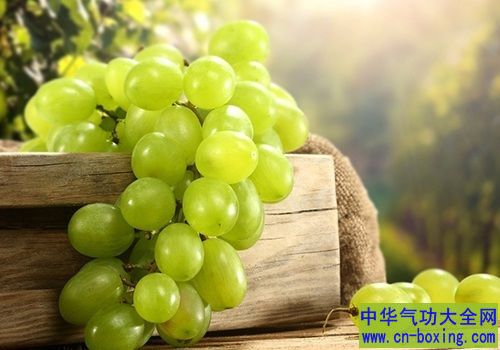 夏天吃葡萄好处多 提神解乏、安神助眠