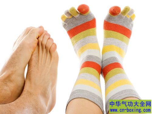 五指袜有效防脚臭?4种人应注意脚部干爽