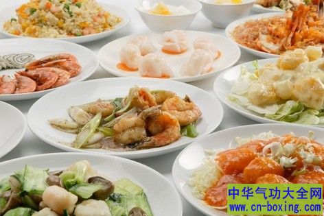 过年大鱼大肉