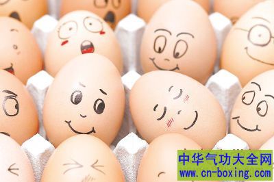 鸡蛋生吃有营养吗? 吃错方式竟终生得病