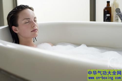 冬季洗澡有哪些注意事项 6件事做错后果不堪设想