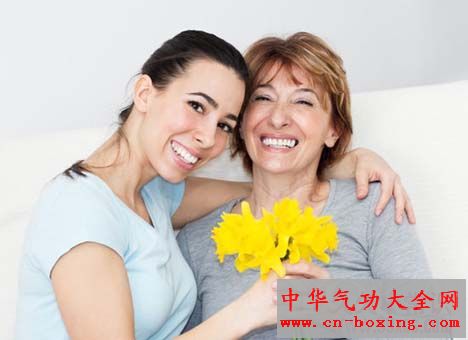 2015年什么时候是母亲节?母亲节送什么礼物好?
